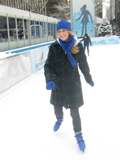 10milesbehindme_ice-skating3